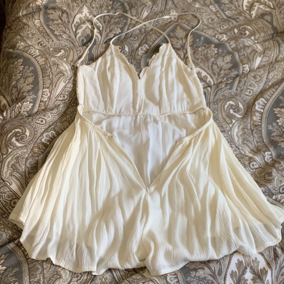 Lulus size large star spangled backless lace romper - Picture 2 of 4